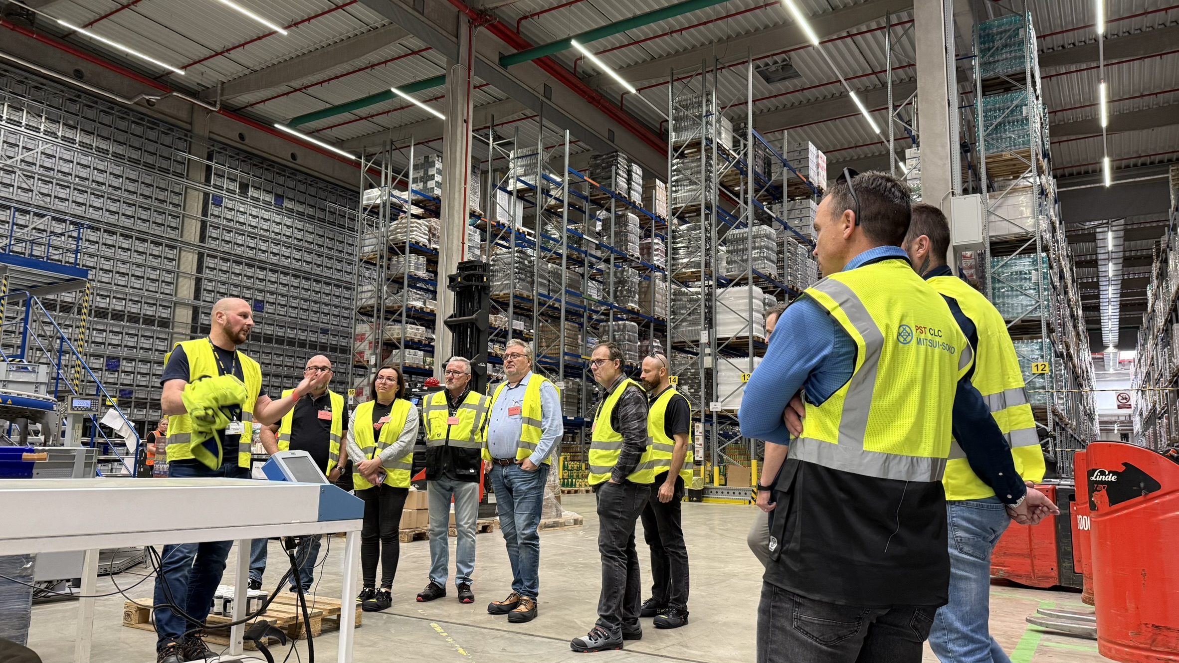 PST CLC Mitsui-Soko reviews results and launches further innovations i logistics